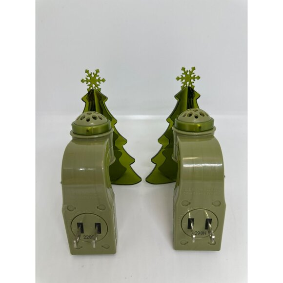 Bath & Body Works Wallflower Diffuser Plug-in Christmas Tree Green 3D Set of 2 - Picture 3 of 6
